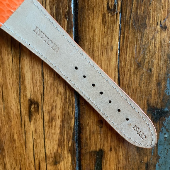 Invicta | Copperhead Snakeskin Leather Watch - Picture 8 of 9